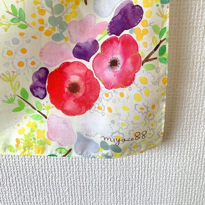 可當作絲巾的水彩畫手帕「等待春天」