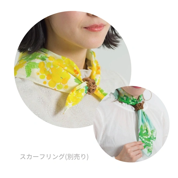 水彩畫手帕，亦可作絲巾「青鳥滿溢」